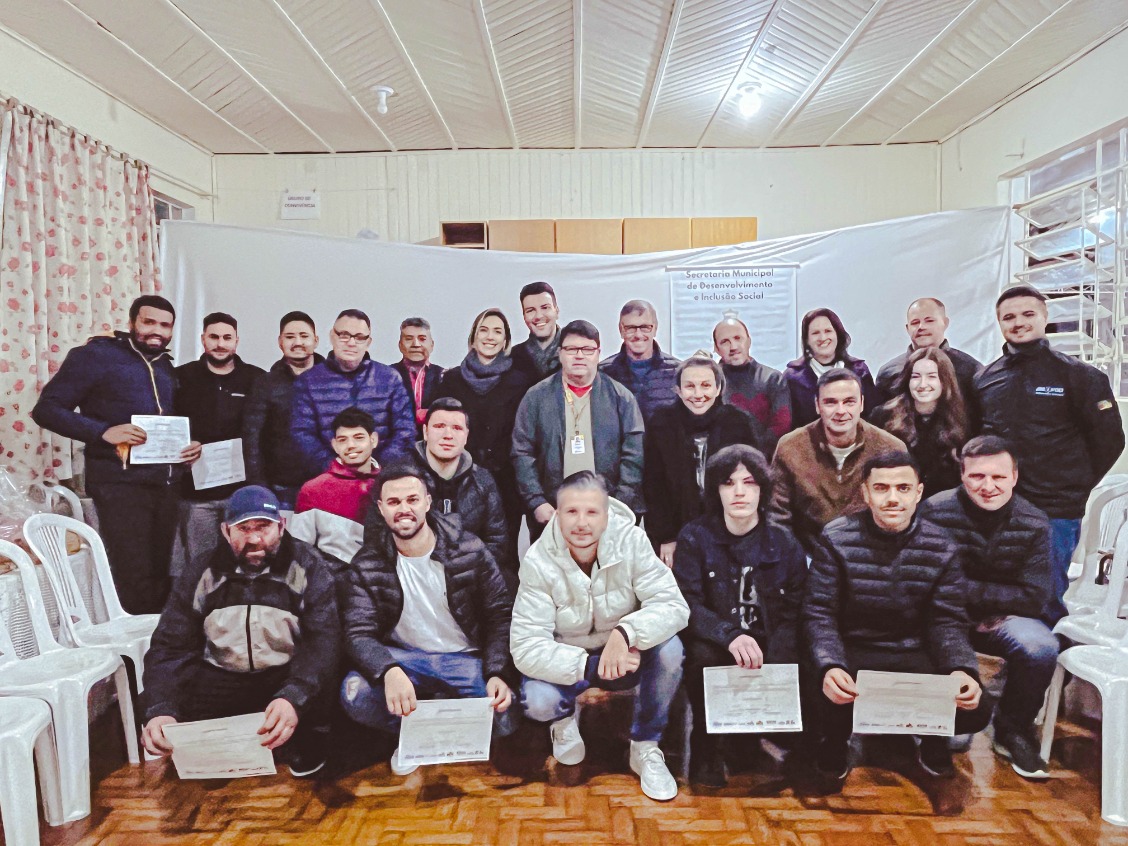 IBIAÇÁ CELEBRA A CONCLUSÃO DO CURSO DE INSTALAÇÕES ELÉTRICAS E A FORMAÇÃO DE NOVOS PROFISSIONAIS